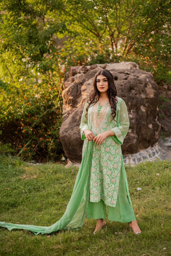 KHIZU KHAN | NEW COLLECTION