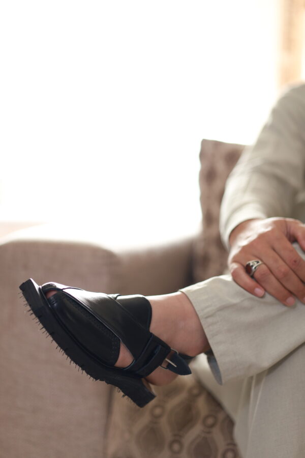 Men Peshawari Chappal | Khizu Khan