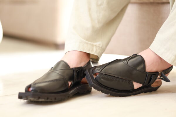Men Peshawari Chappal | Khizu Khan