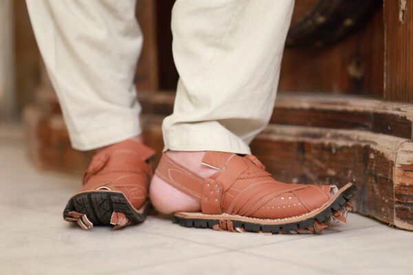 Men Peshawari Chappal | Khizu Khan