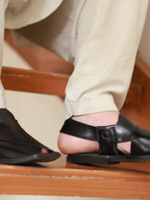 Men Peshawari Chappal | khizu Khan